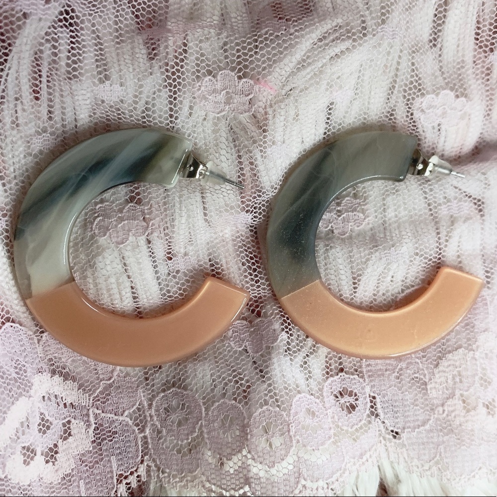 Color block Tortoise Hoop Earrings- Pink & Grey